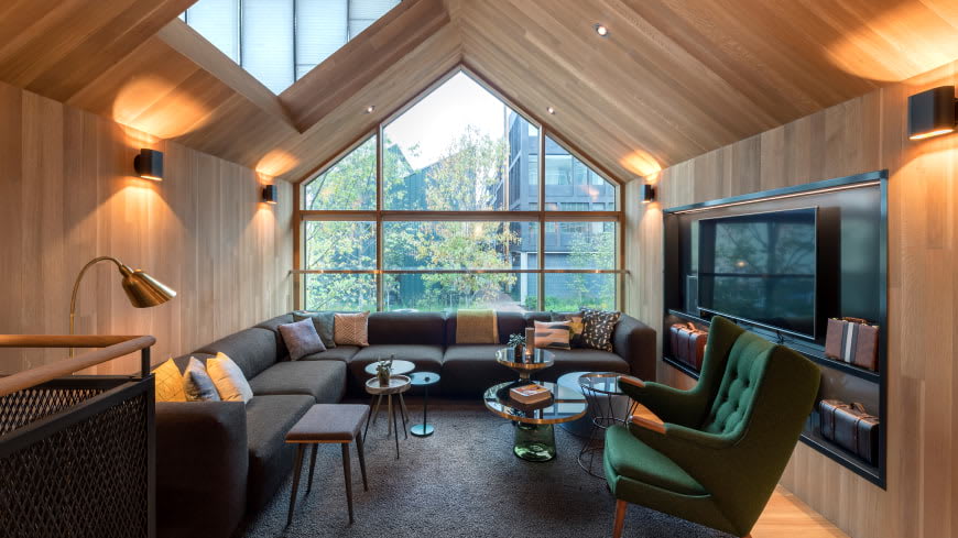 Harrison Urby Cafe Tree House