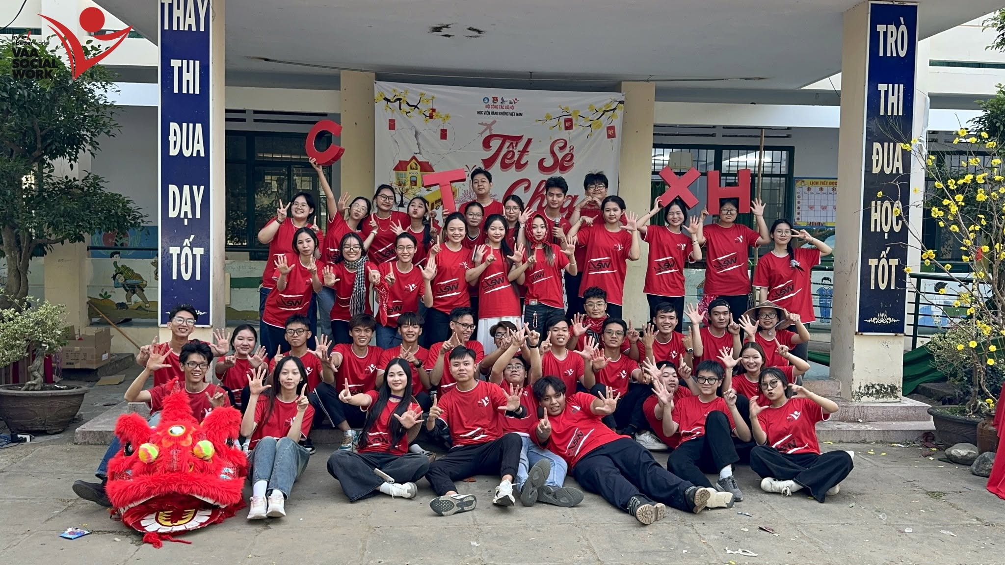 Những chiến binh áo Đỏ. Những chiến binh áo Đỏ.