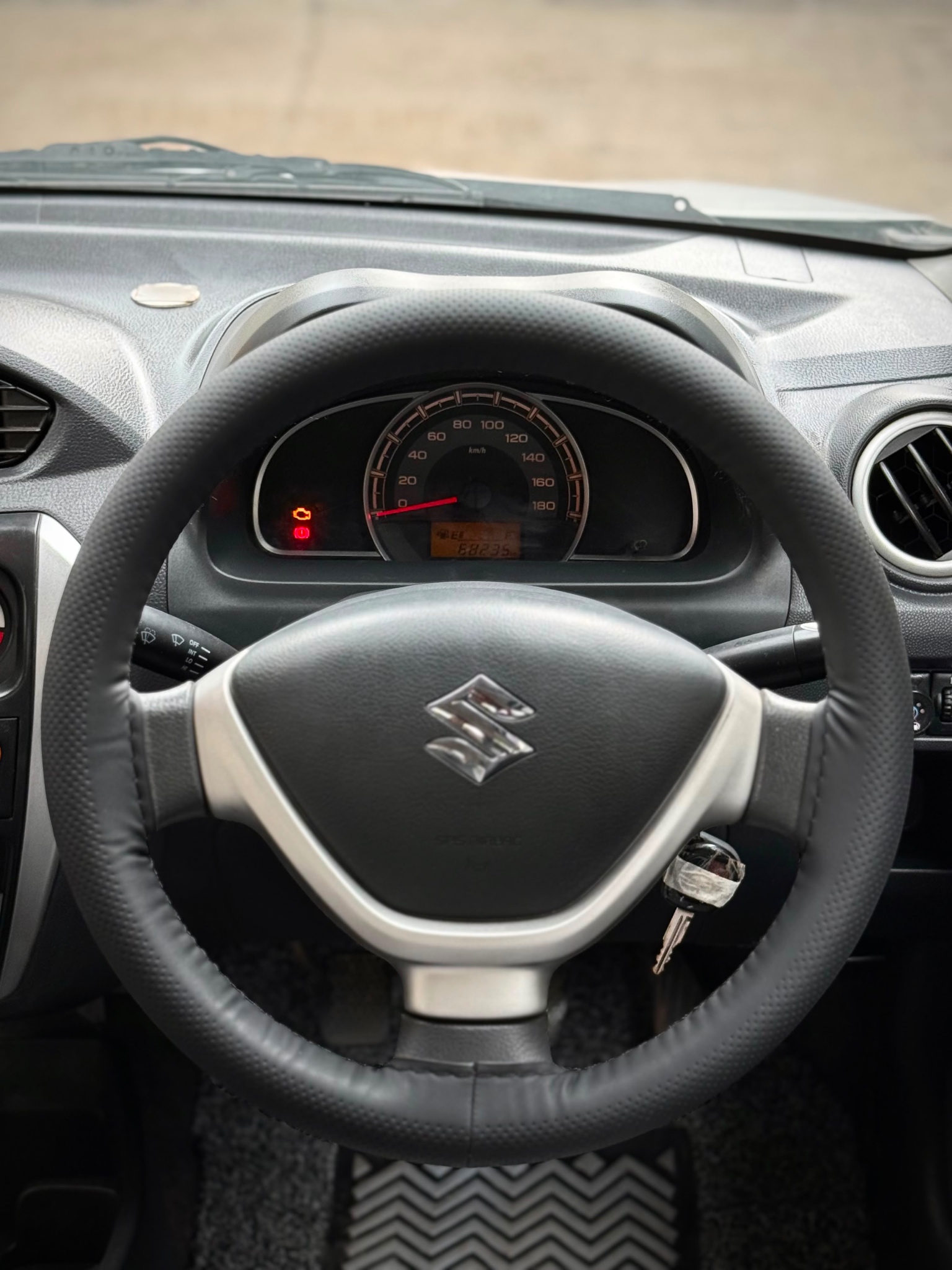 Suzuki ALTO 800 (2017) 9
