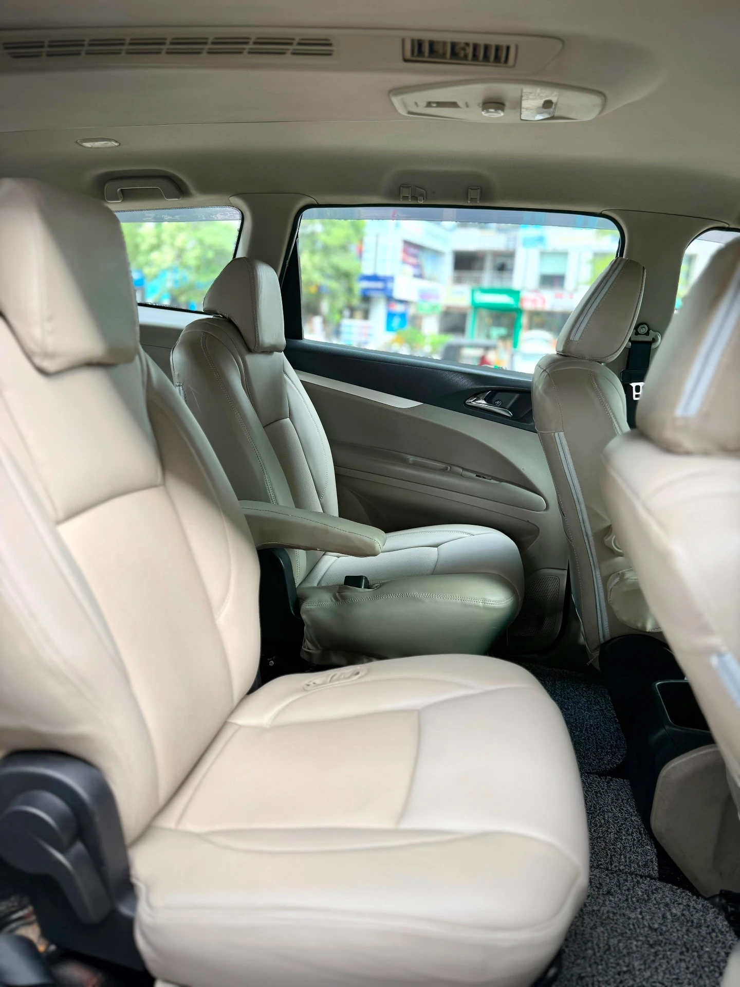 Mahindra Marazzo (2018) 8