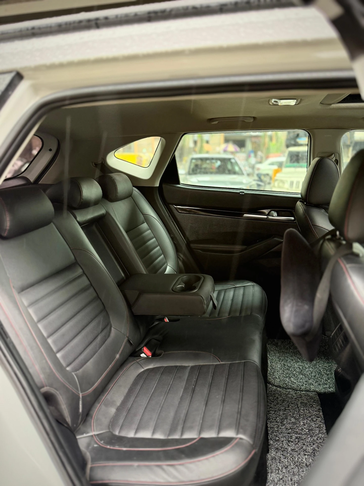 Kia Seltos (2021) 7