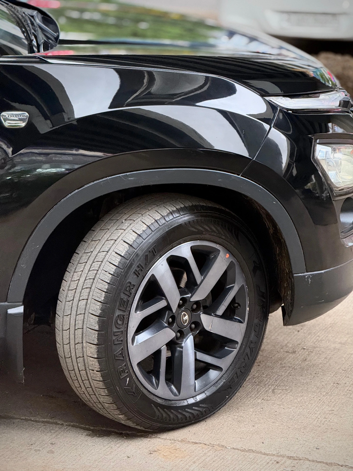 Tata Harrier (2022) 10