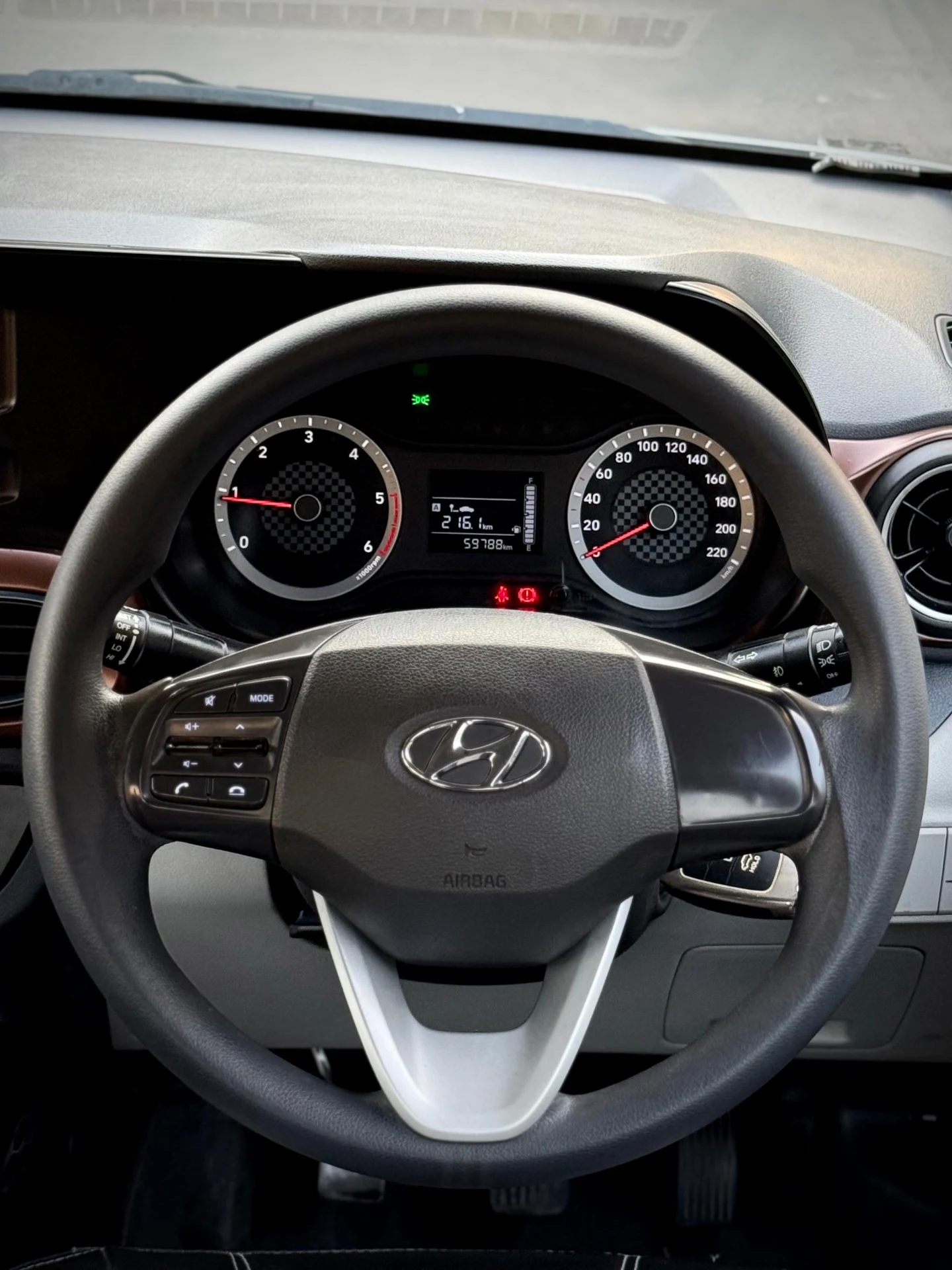 Hyundai Aura (2020) 11