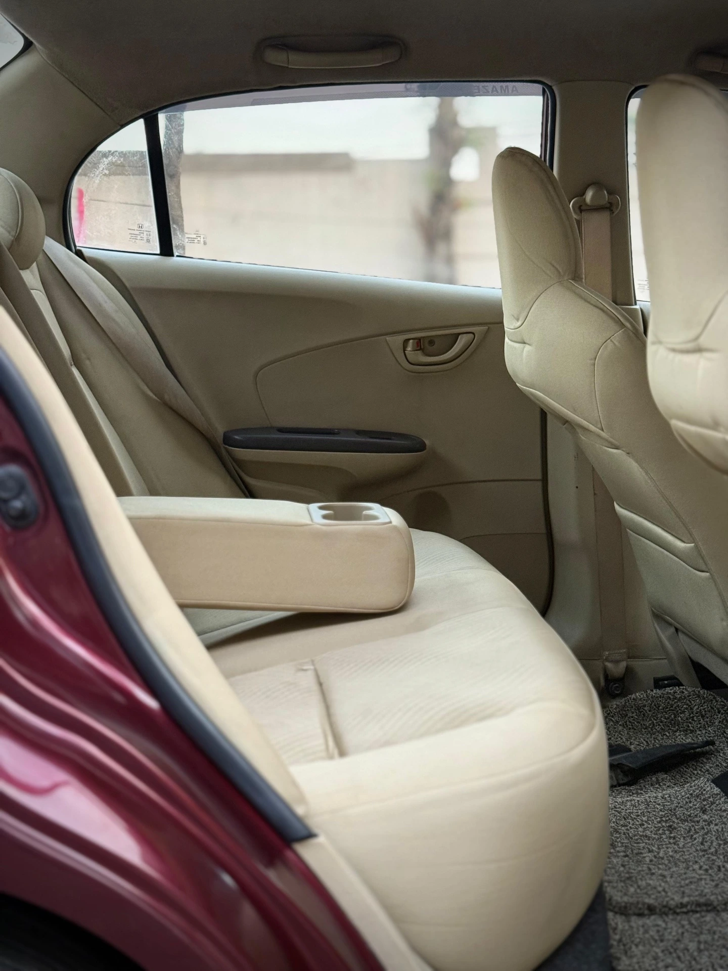 Honda Amaze (2014) 7