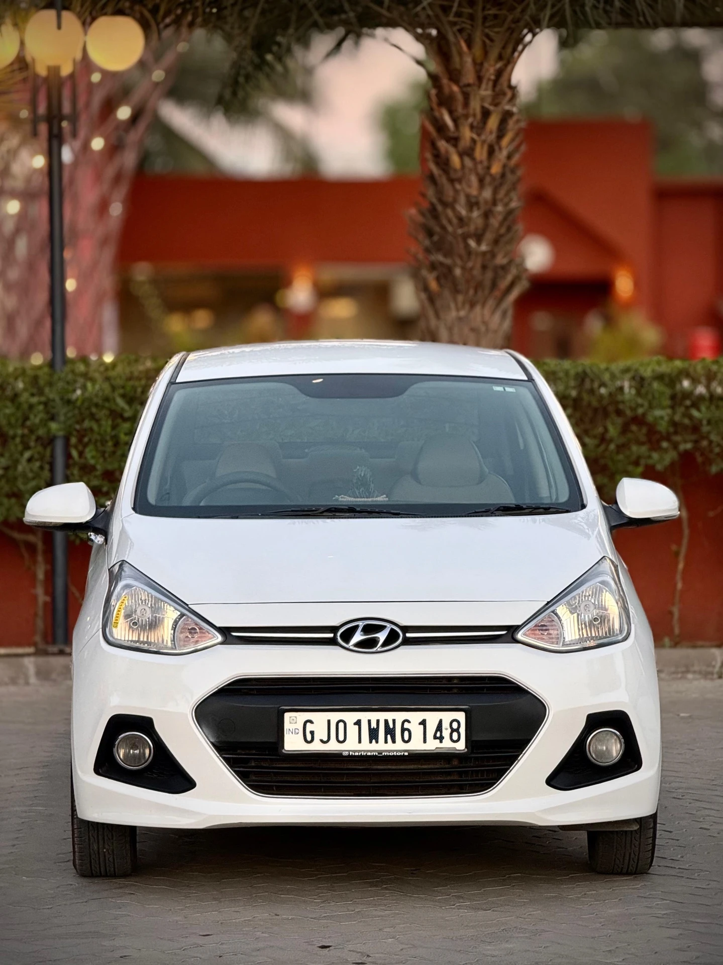 Hyundai Xcent (2017) 3