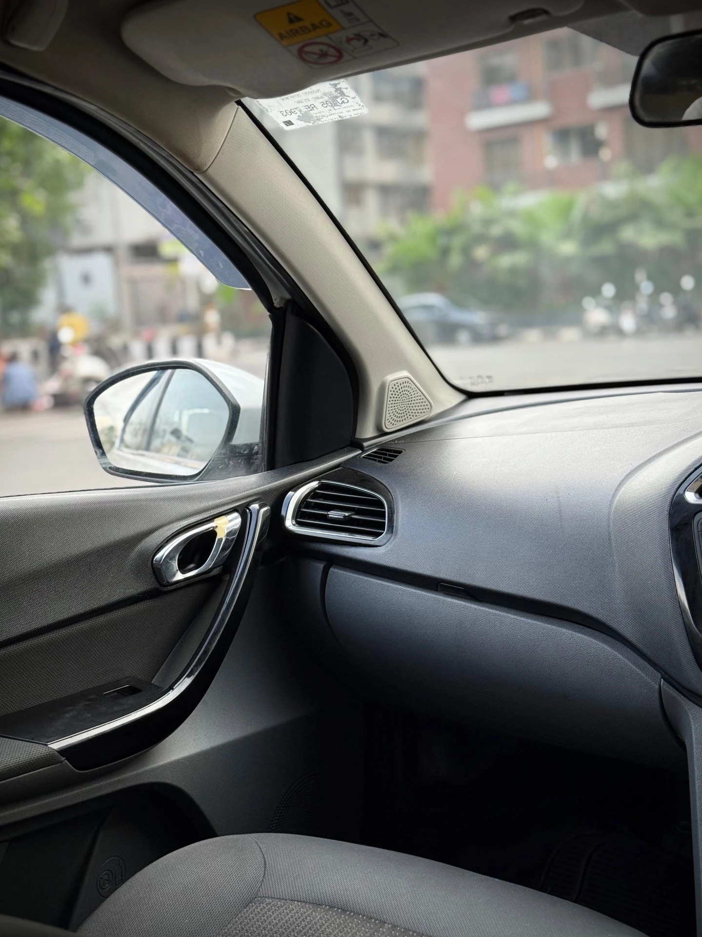 Tata Tigor (2018) 13