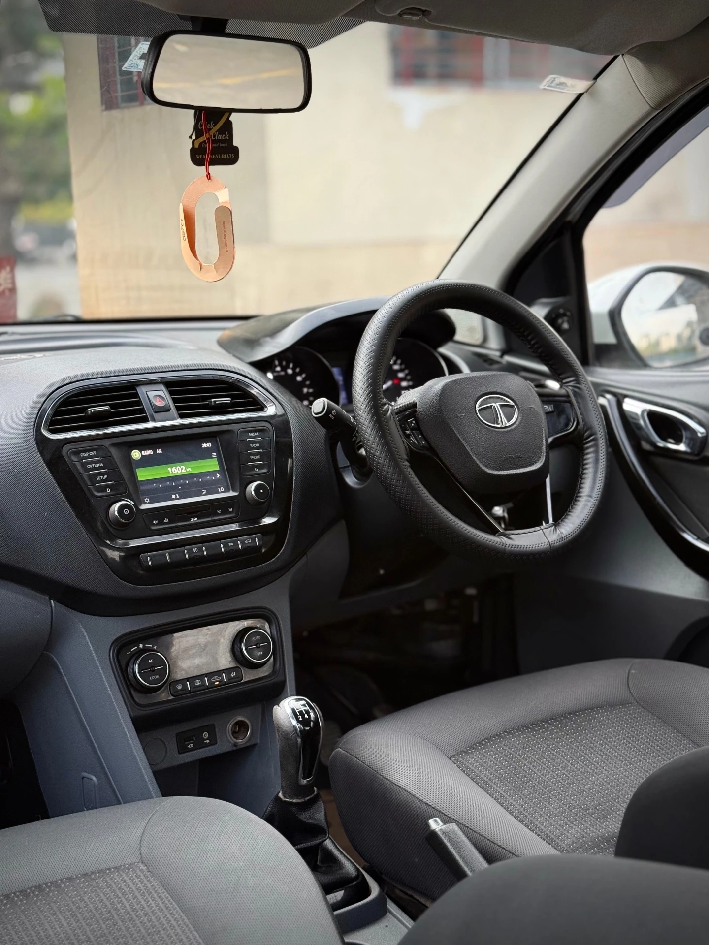 Tata Tigor (2018) 21