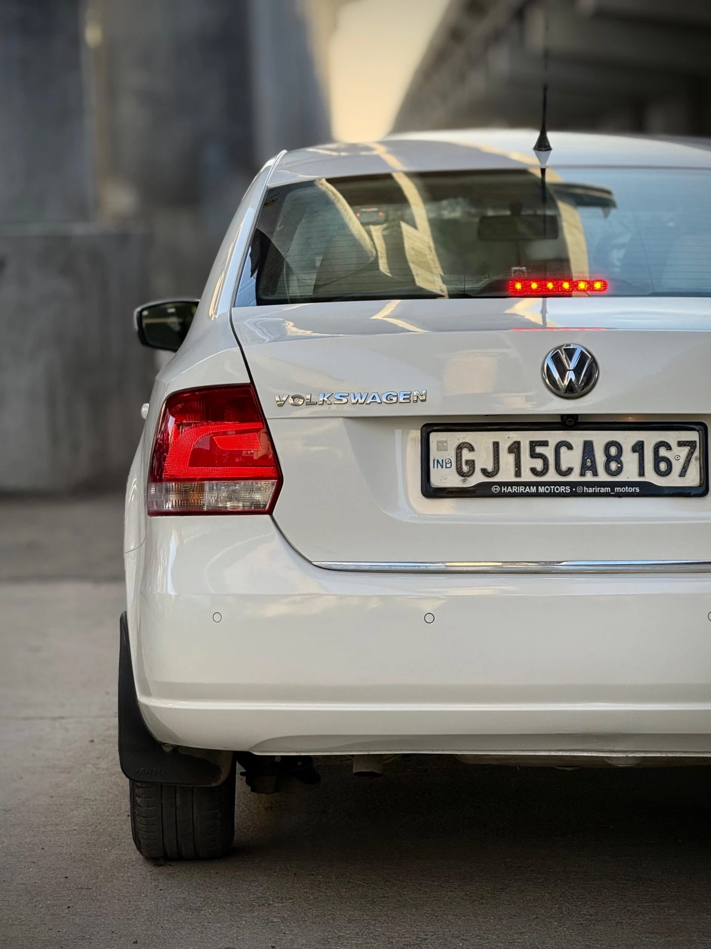 Volkswagen Vento (2012) 22