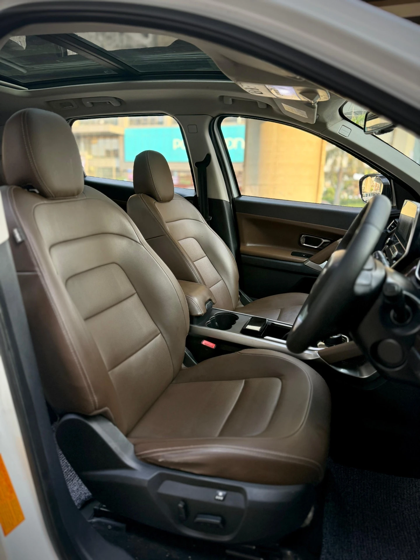 Tata Harrier (2022) 7