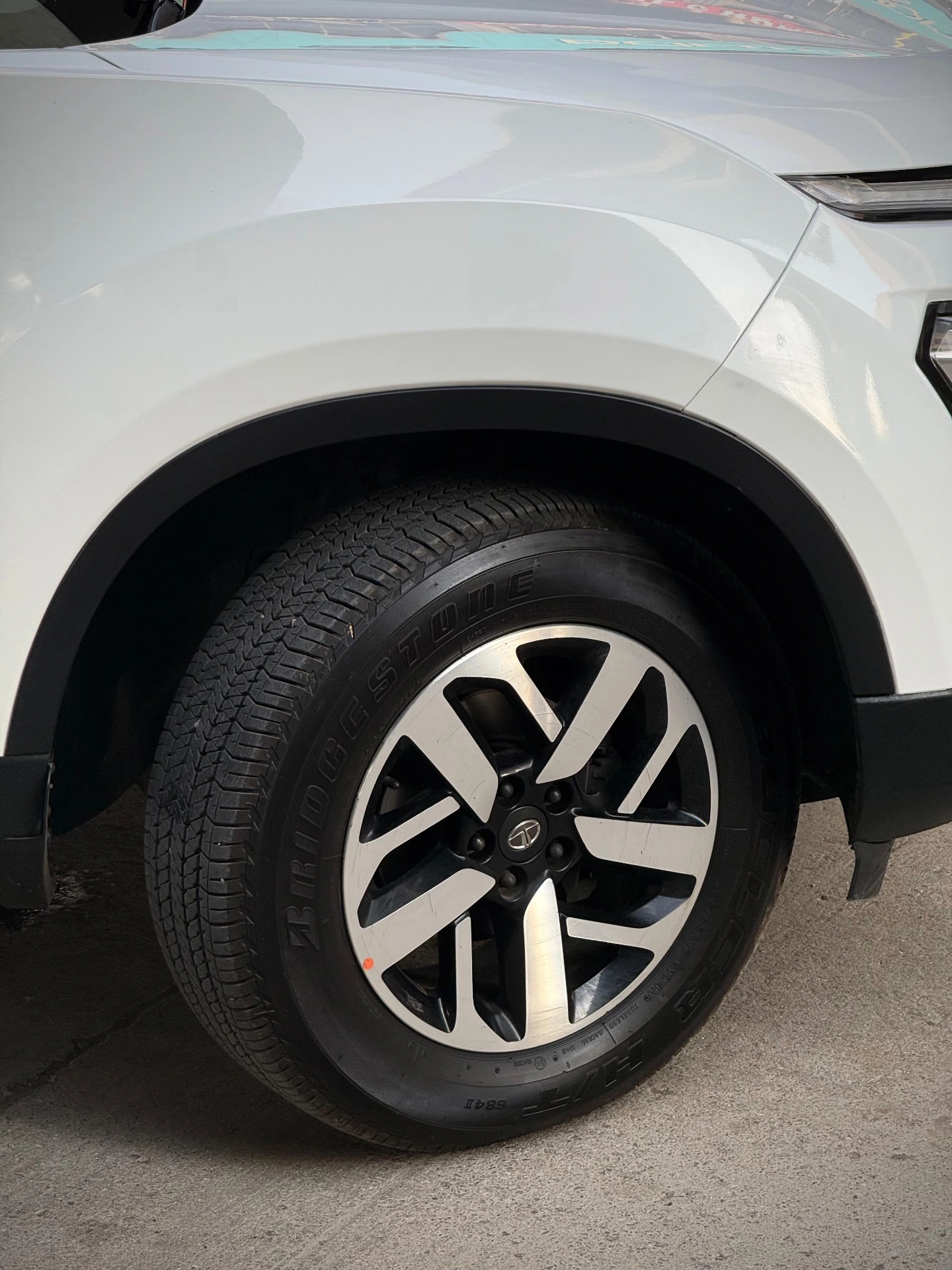 Tata Harrier (2022) 8