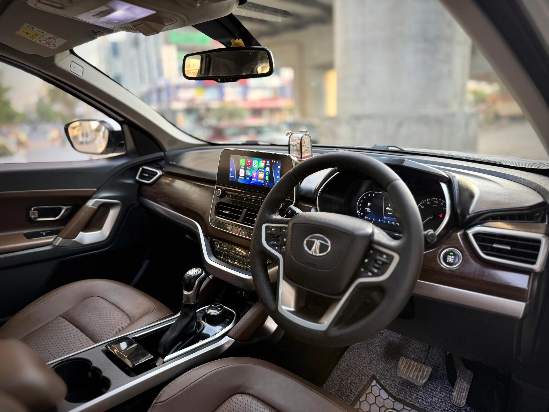 Tata Harrier (2022) 12