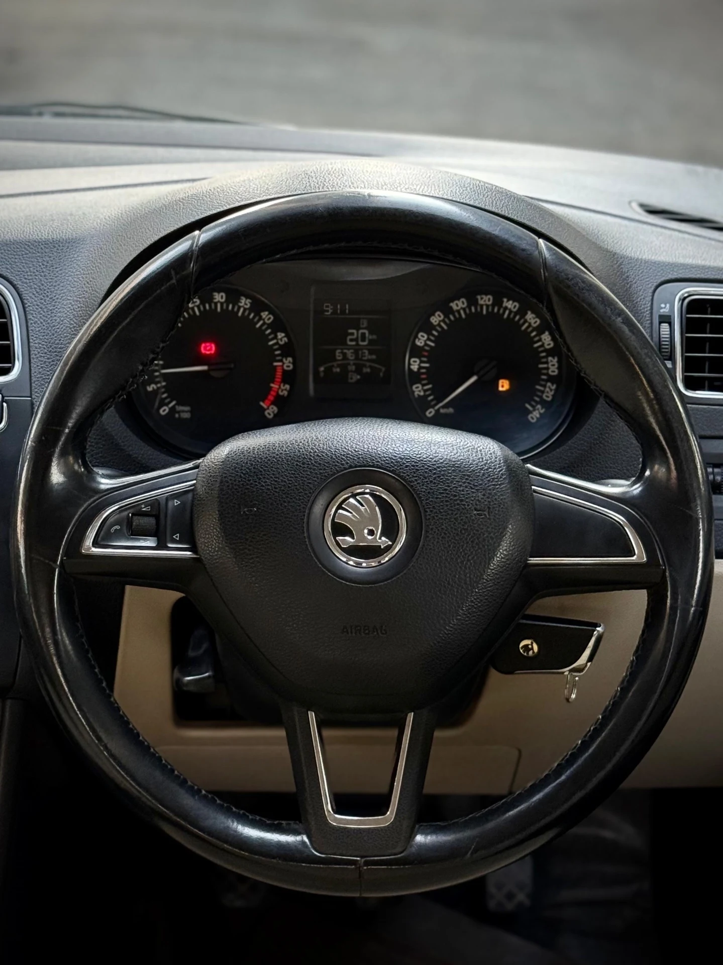 Skoda Rapid (2017) 9