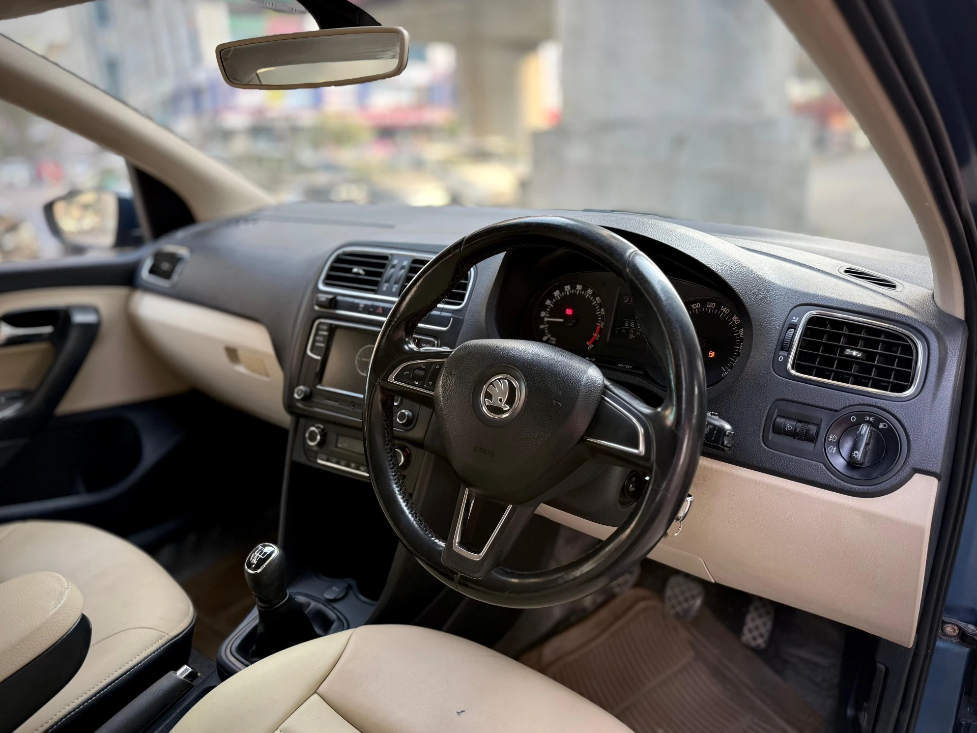 Skoda Rapid (2017) 12