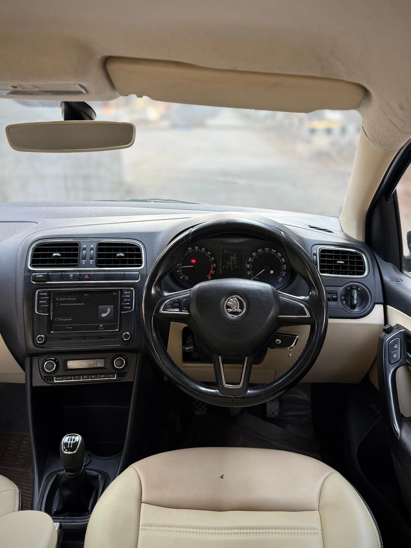 Skoda Rapid (2017) 18