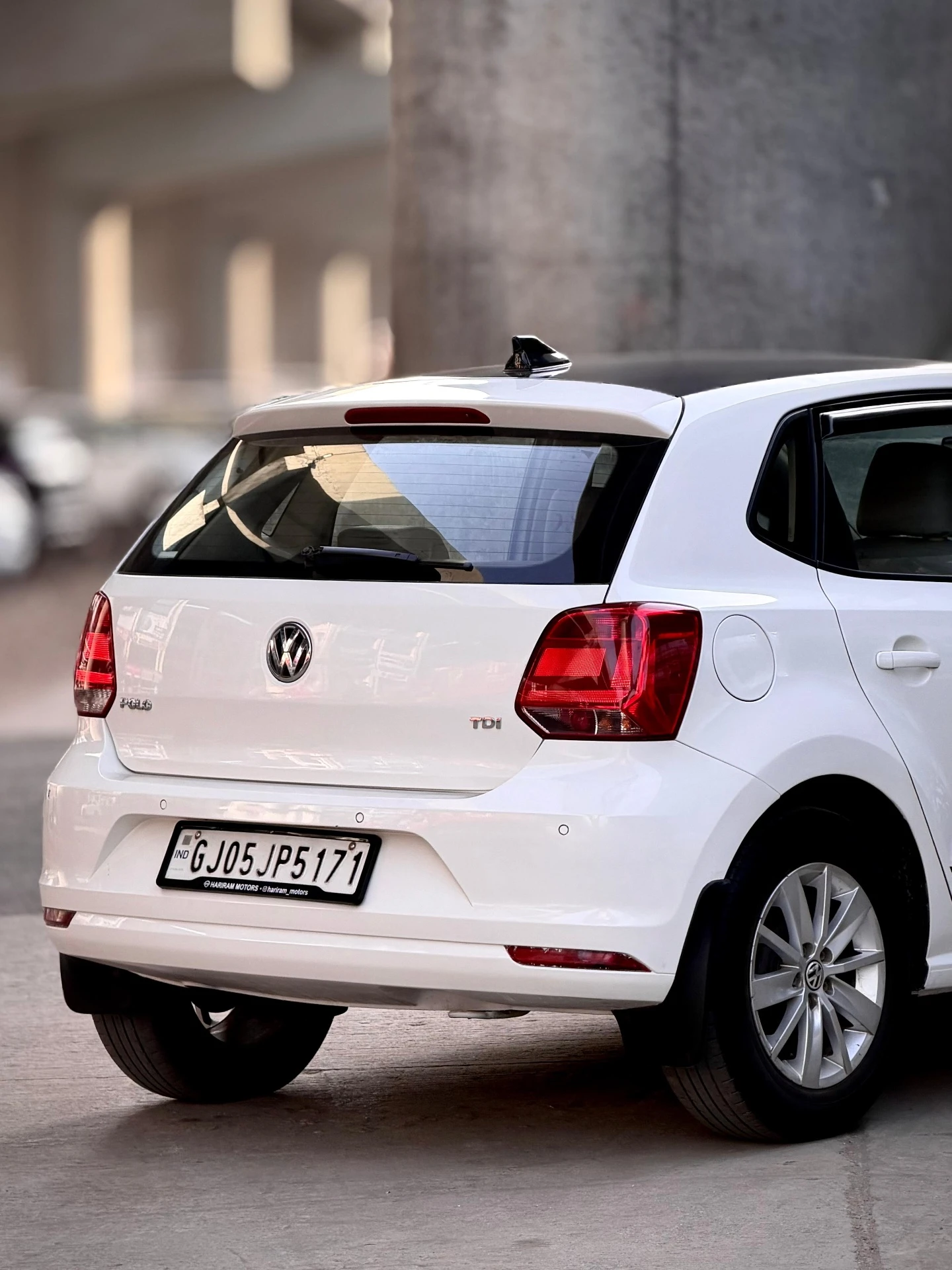 Volkswagen Polo (2016) 18