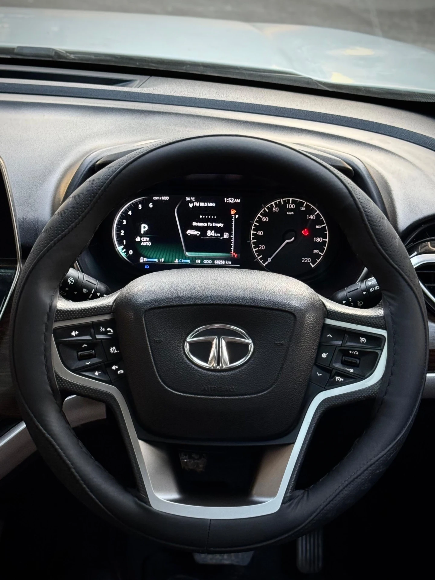 Tata Harrier (2021) 7