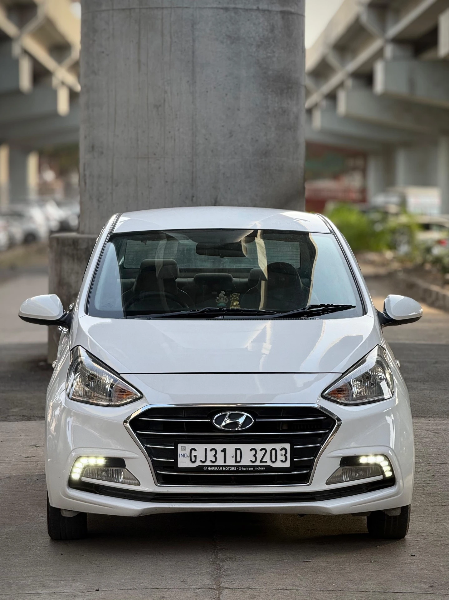 Hyundai Xcent (2018) 3