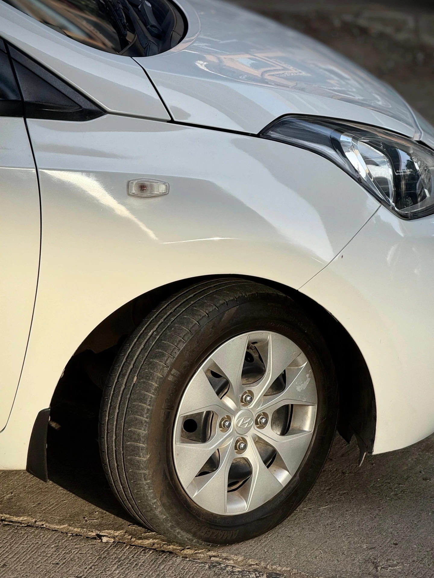 Hyundai Xcent (2018) 14