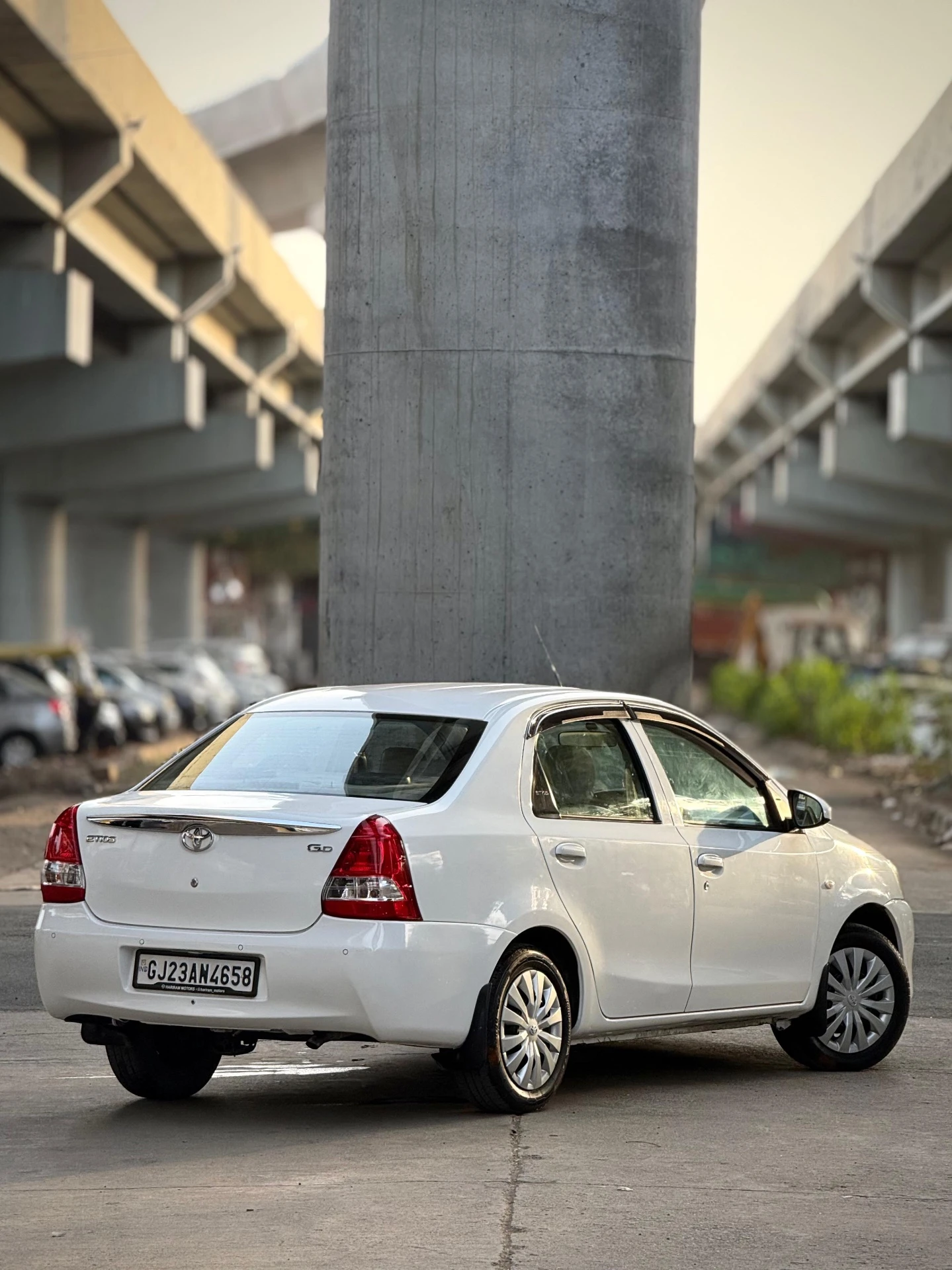 Toyota Etios (2015) 5