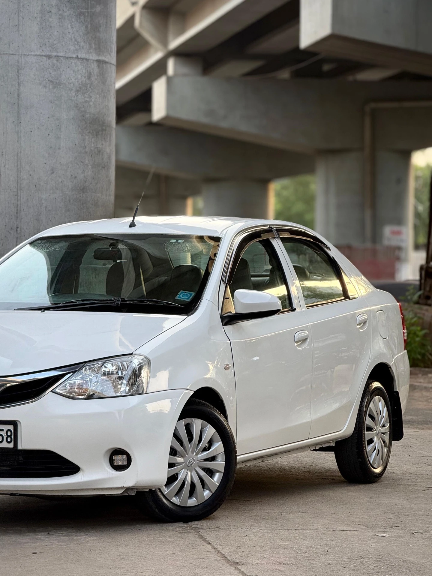 Toyota Etios (2015) 12
