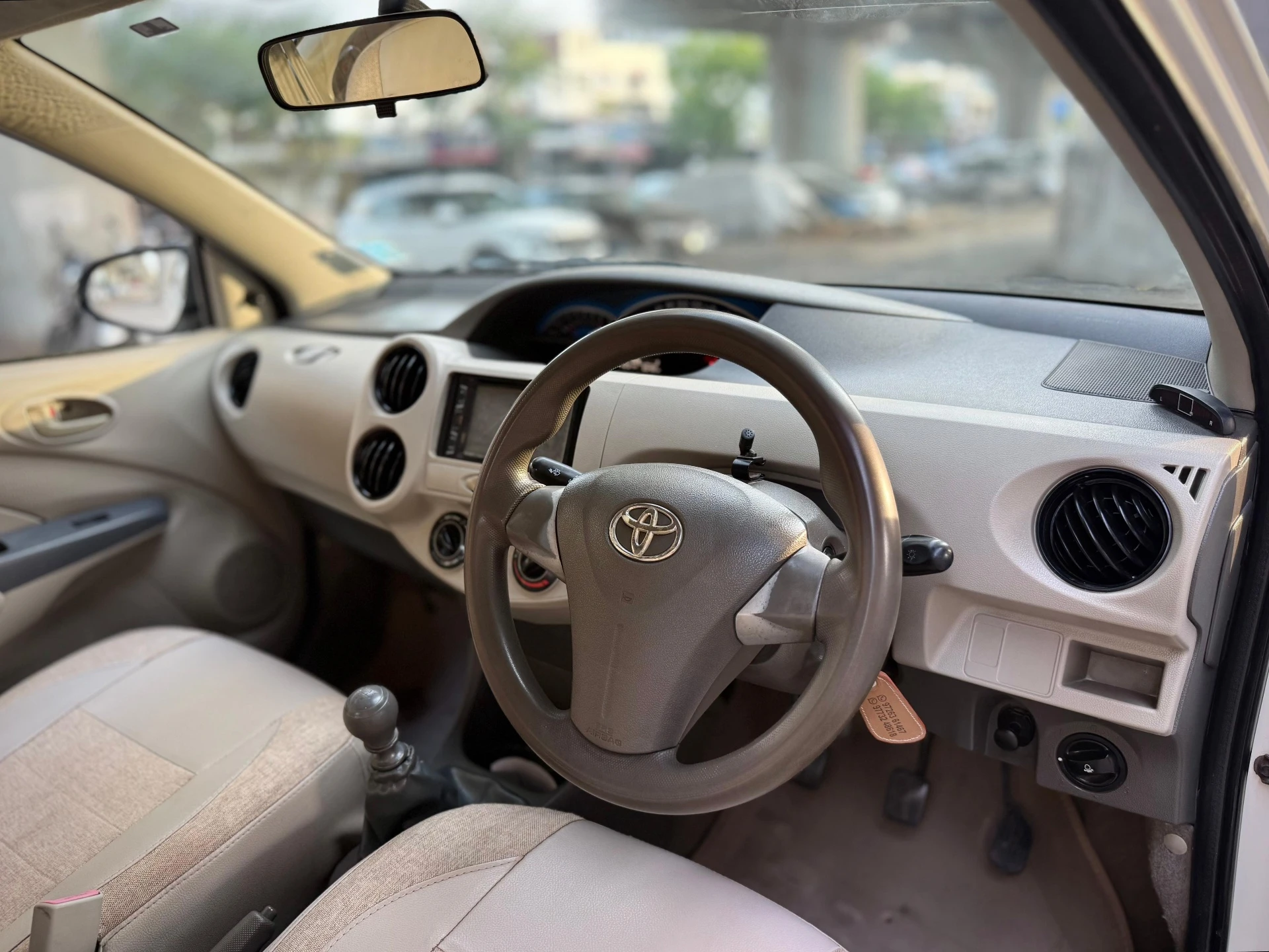 Toyota Etios (2015) 21