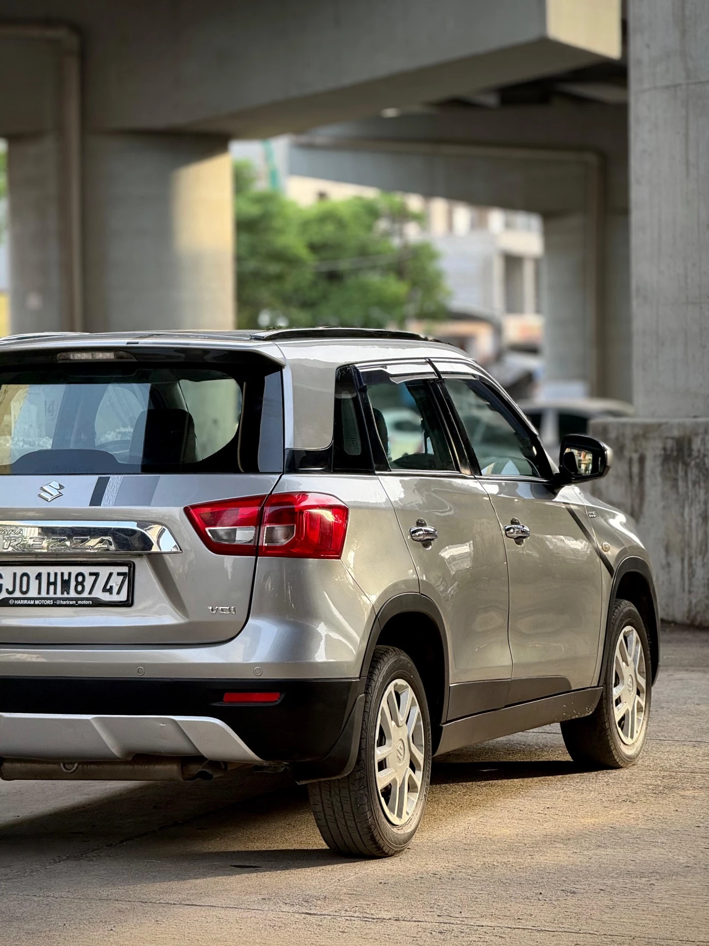 Suzuki Vitara Brezza (2018) 12