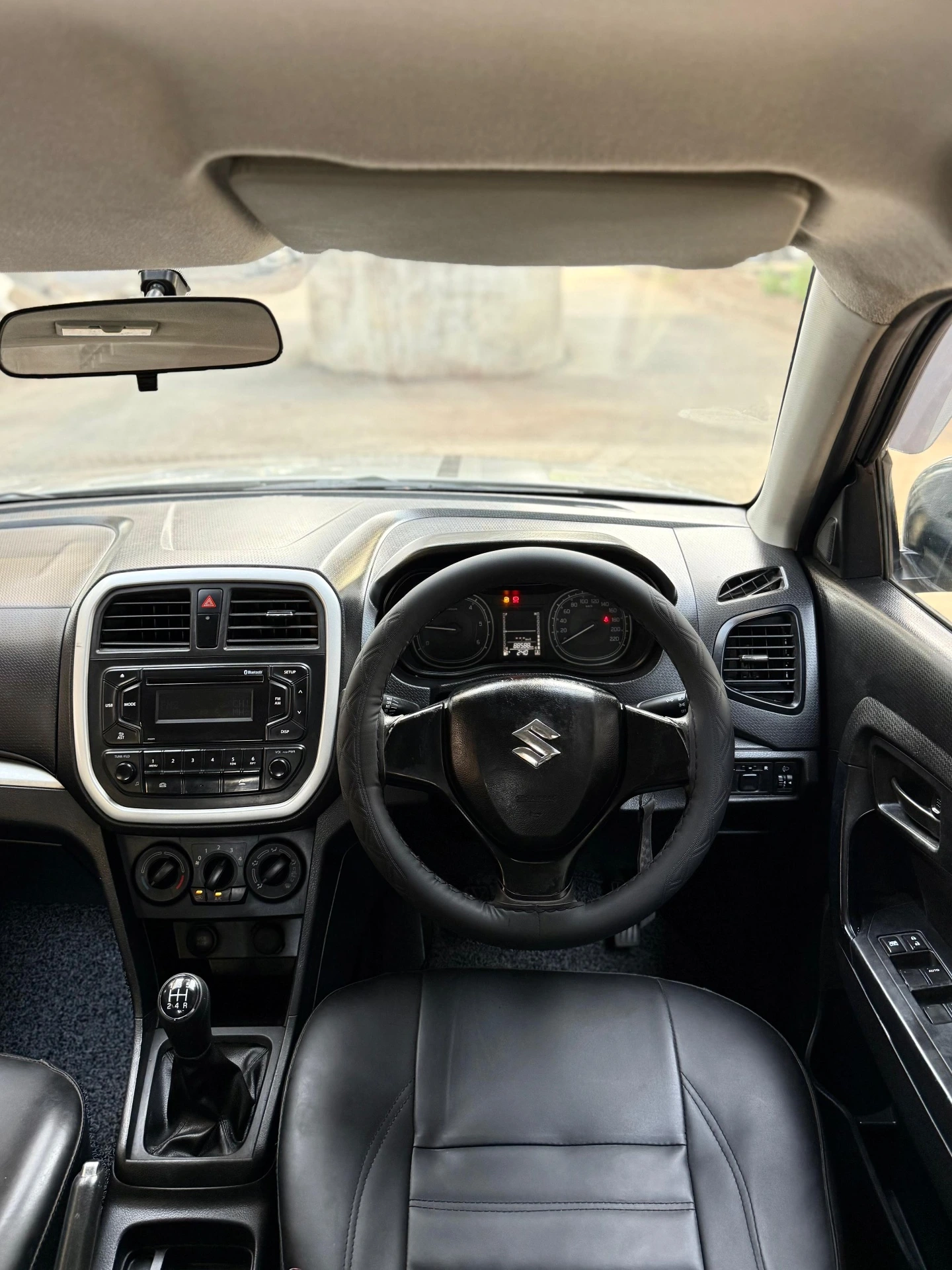 Suzuki Vitara Brezza (2018) 18