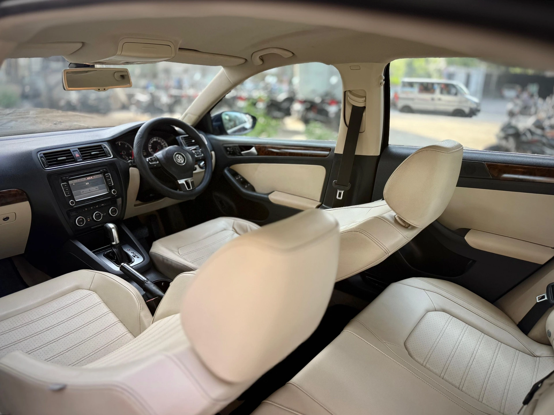 Volkswagen Jetta (2014) 16