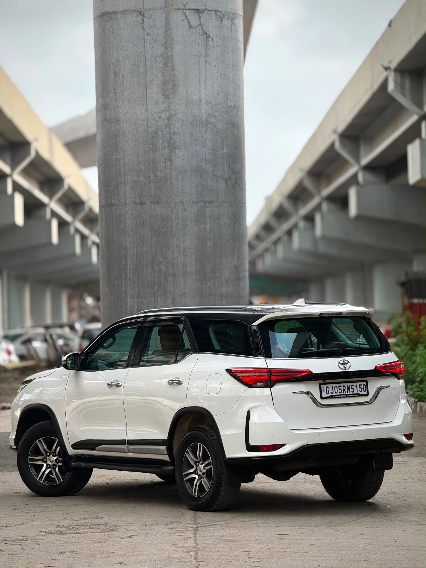 Toyota Fortuner (2021) 4