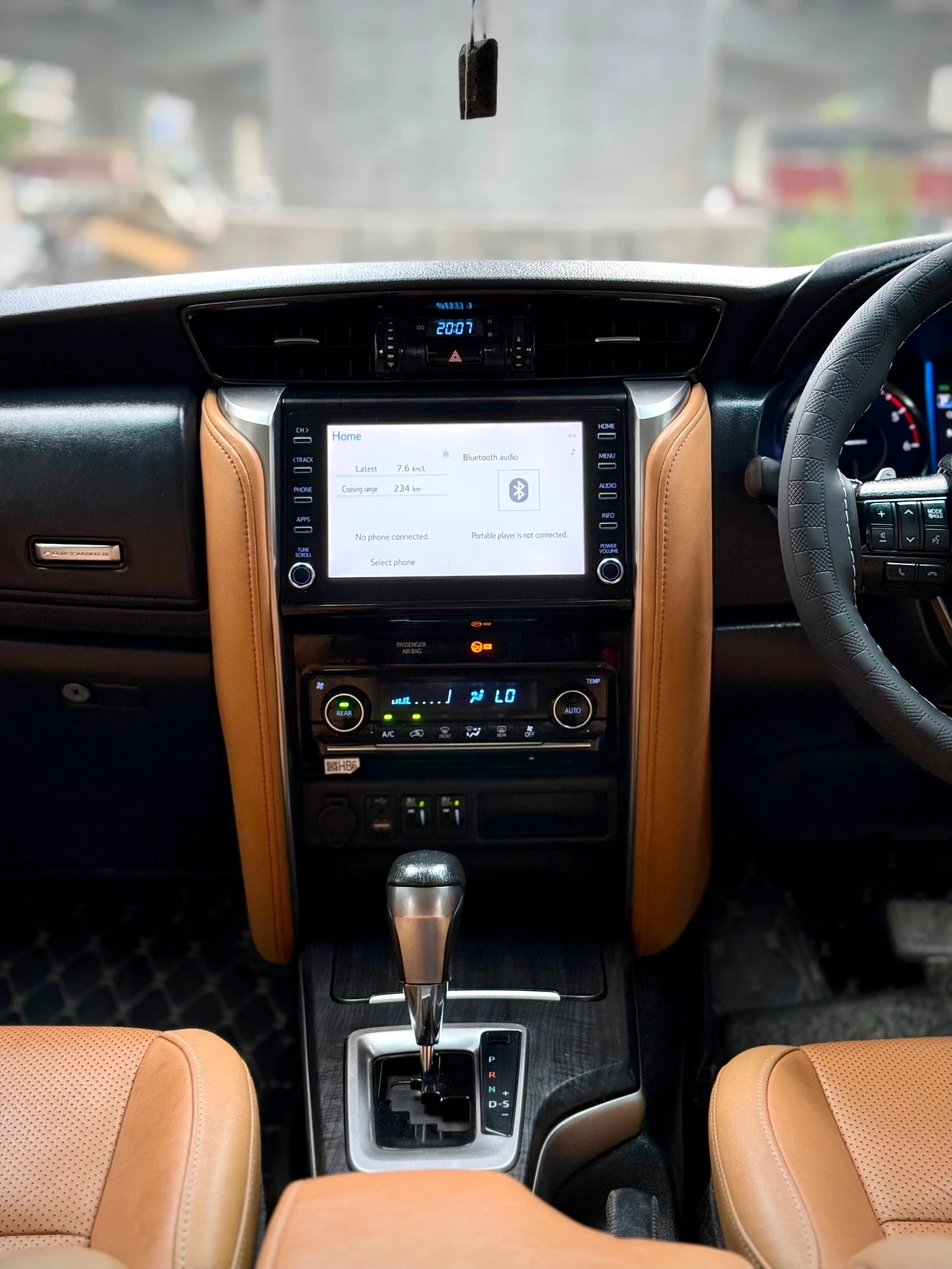 Toyota Fortuner (2021) 16