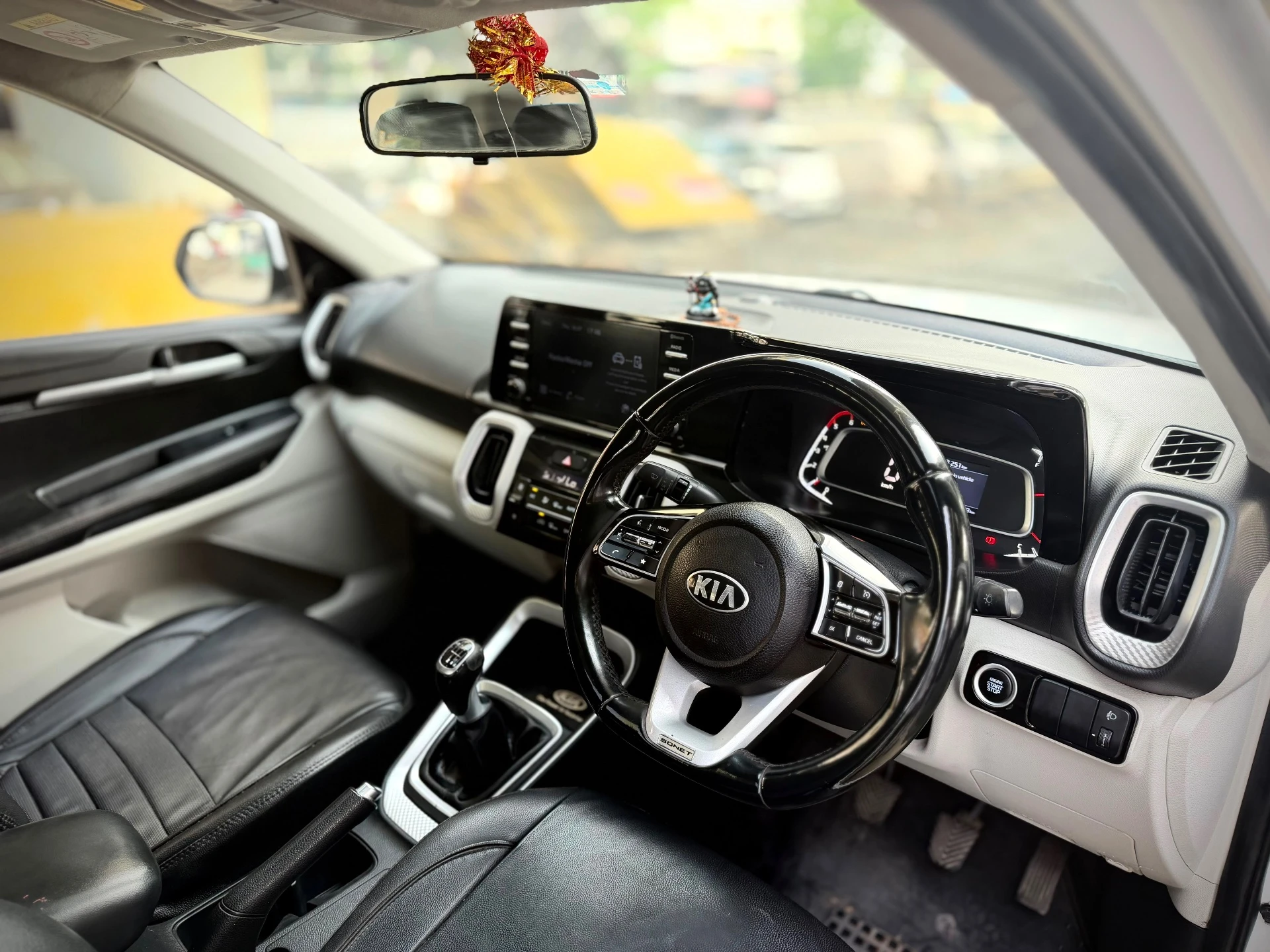 Kia Sonet (2020) 15