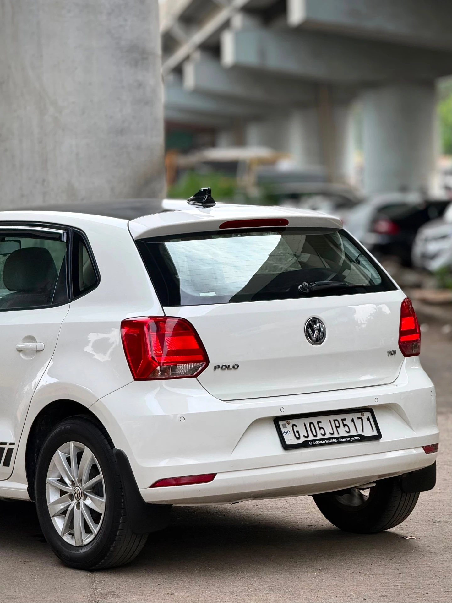 Volkswagen Polo (2016) 19