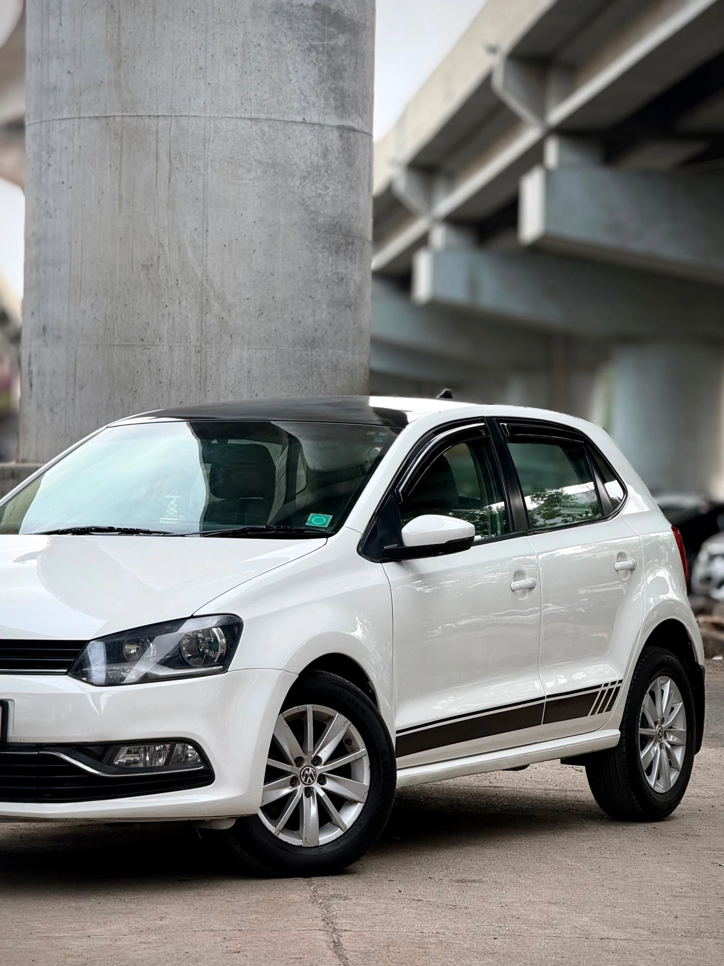 Volkswagen Polo (2016) 24