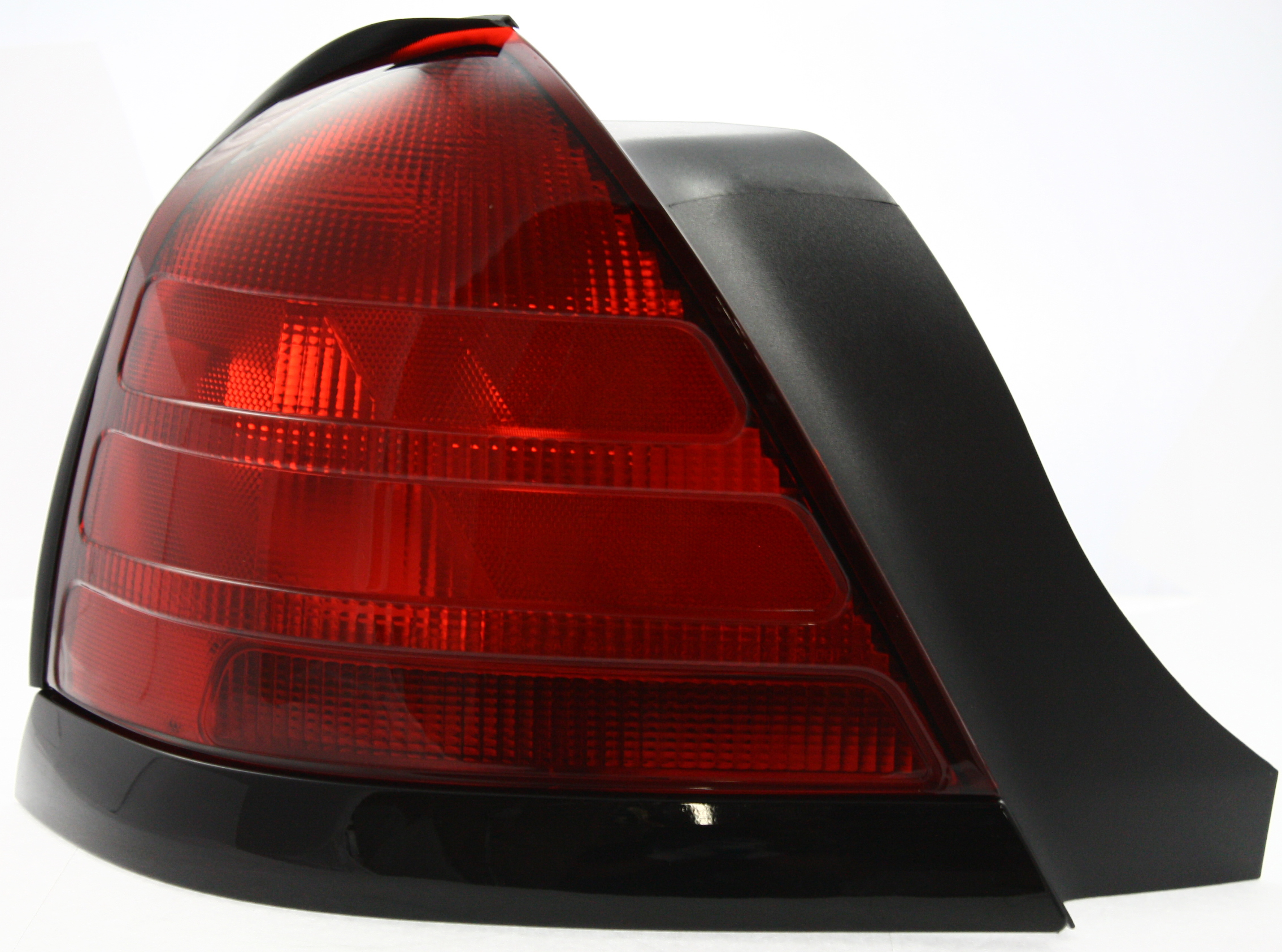 AM CROWN VICTORIA 00-11 TAIL LAMP LH Lens and Housing Dual Bulb Type w Black Molding SKU 11-5372-91 Partslink FO2800160 OEM 8W7Z13405A