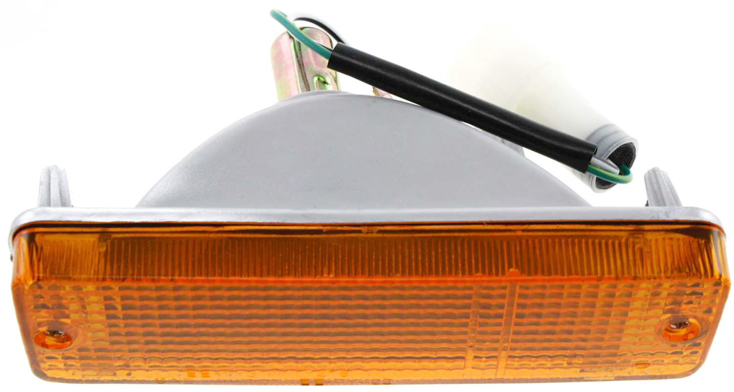 AM 4RUNNER 84-89 SIGNAL LAMP RH Assembly SKU 12-1225-00 Partslink TO2521105 OEM 8151089130