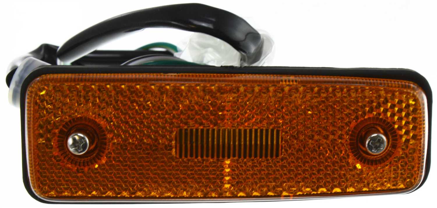 AM TOYOTA PICKUP 79-81 LAND CRUISER 81-90 FRONT SIDE MARKER LAMP LH Assembly On Fender Side SKU 18-1153-40 Partslink TO2550103 OEM 8174014110