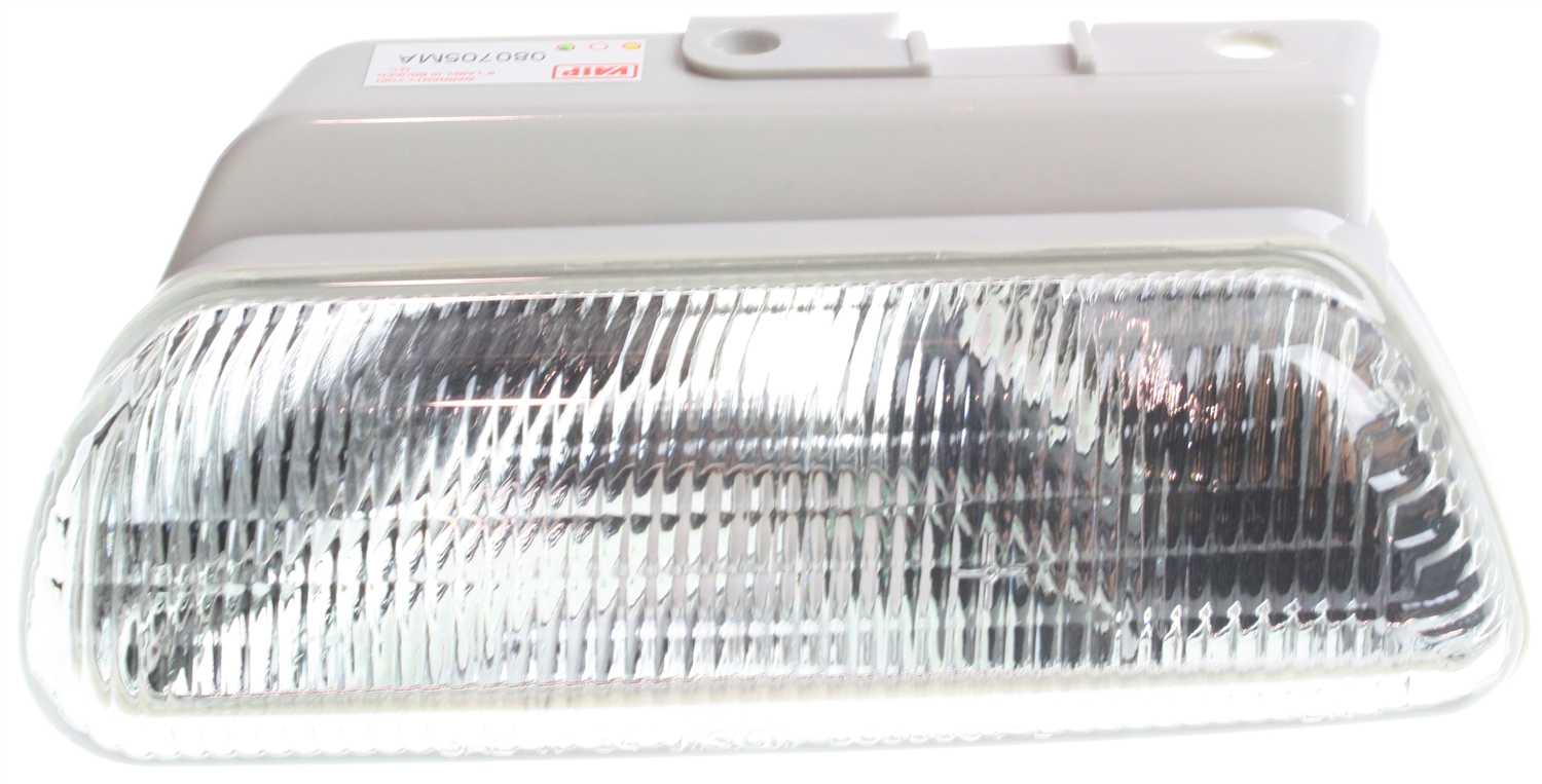 AM NEON 95-99 SIGNAL LAMP LH Lens and Housing Clear SKU 18-3074-01 Partslink CH2530102 OEM 5263885