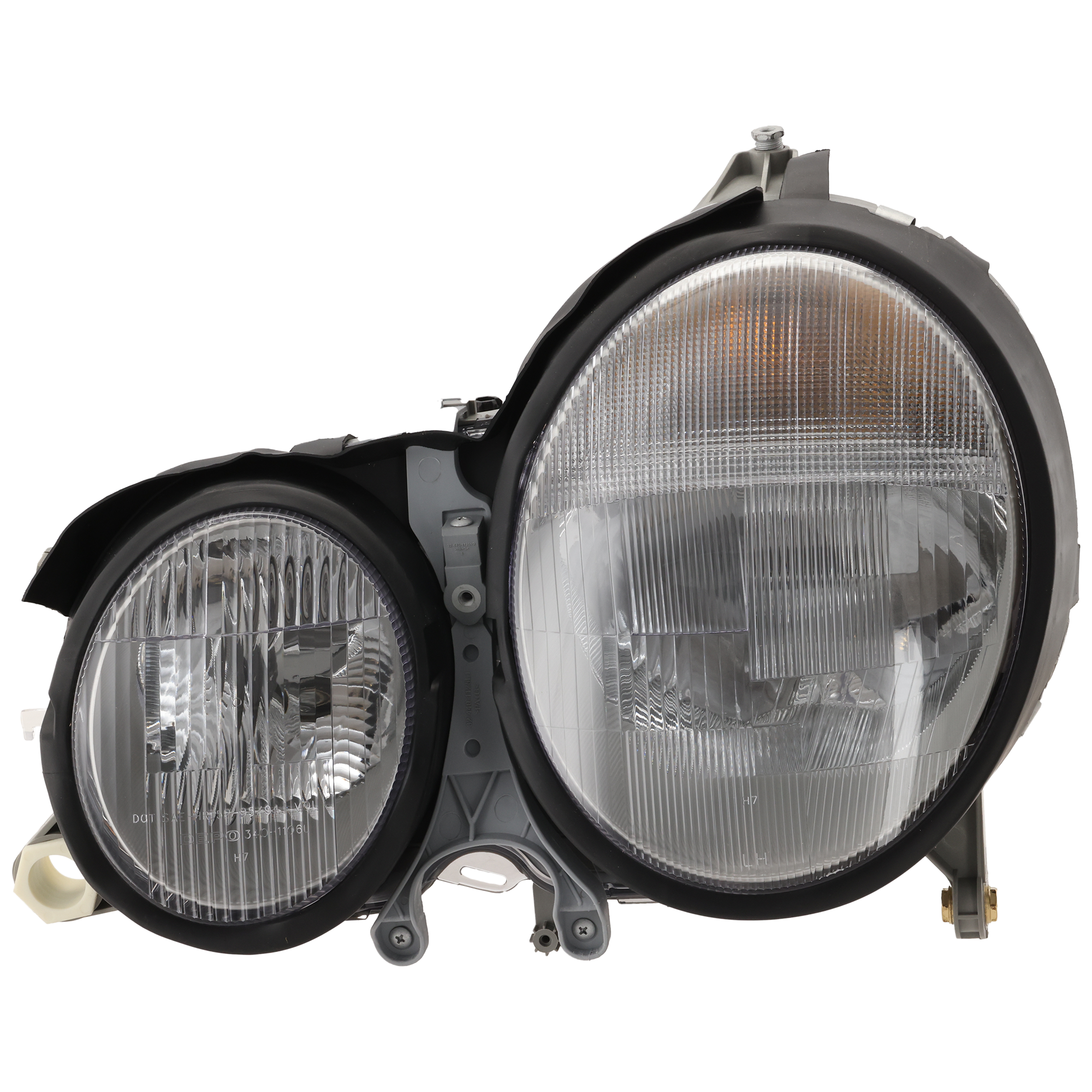 AM E CLASS 00-02 HEAD LAMP LH Assembly Halogen 210 Chassis SKU 65559 Partslink MB2502105 OEM 2108203761