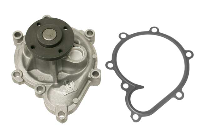 AM Water Pump SKU 711241111 OEM 30731384