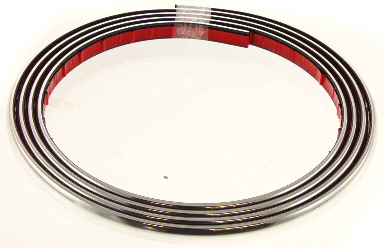 AM CROWN VICTORIA 98-99 REAR BUMPER MOLDING Plastic Chrome 0.75 in. x 137 in. Base LX Models SKU 9649 Partslink FO1157240 OEM F8AZ17C830AA