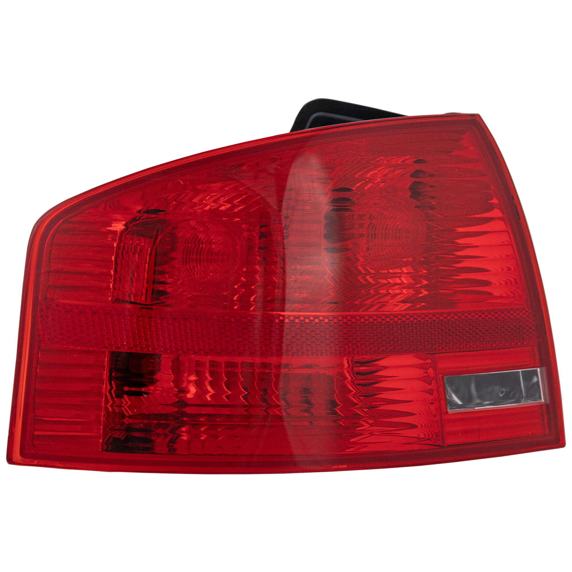 AM A4-05-08 TAIL LAMP LH Outer Assembly Sedan SKU A730108 Partslink AU2800103 OEM 8E5945095A