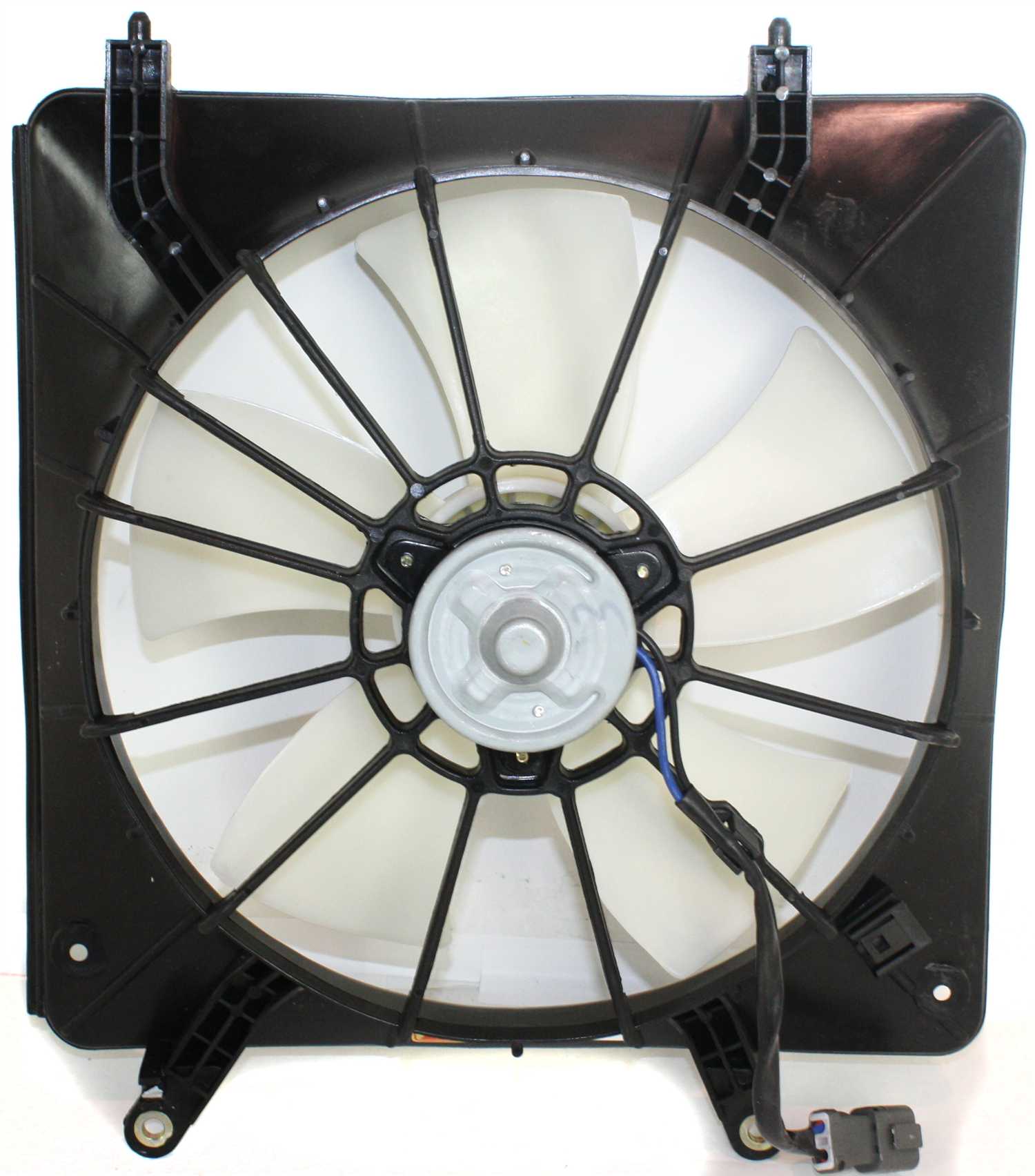 AM ACCORD 98-02 RADIATOR FAN ASSEMBLY LH Valeo type 4 Cyl SKU ARBH160906 Partslink HO3115112 OEM 19015PAAA02 PFM 19020PAAA02-19