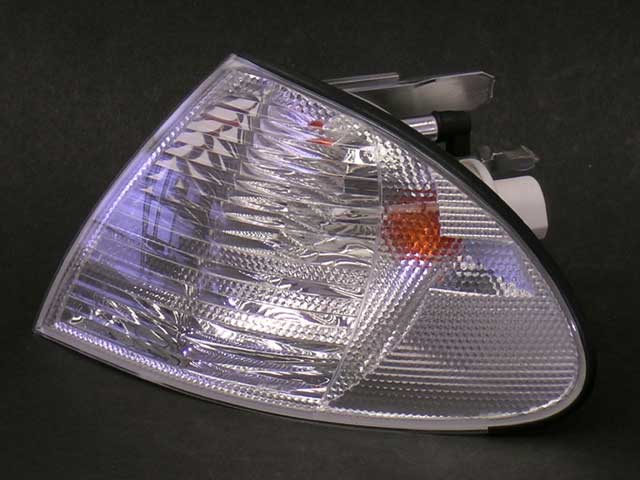 AM Turn Signal Light SKU AULLLC852 OEM 63136902769