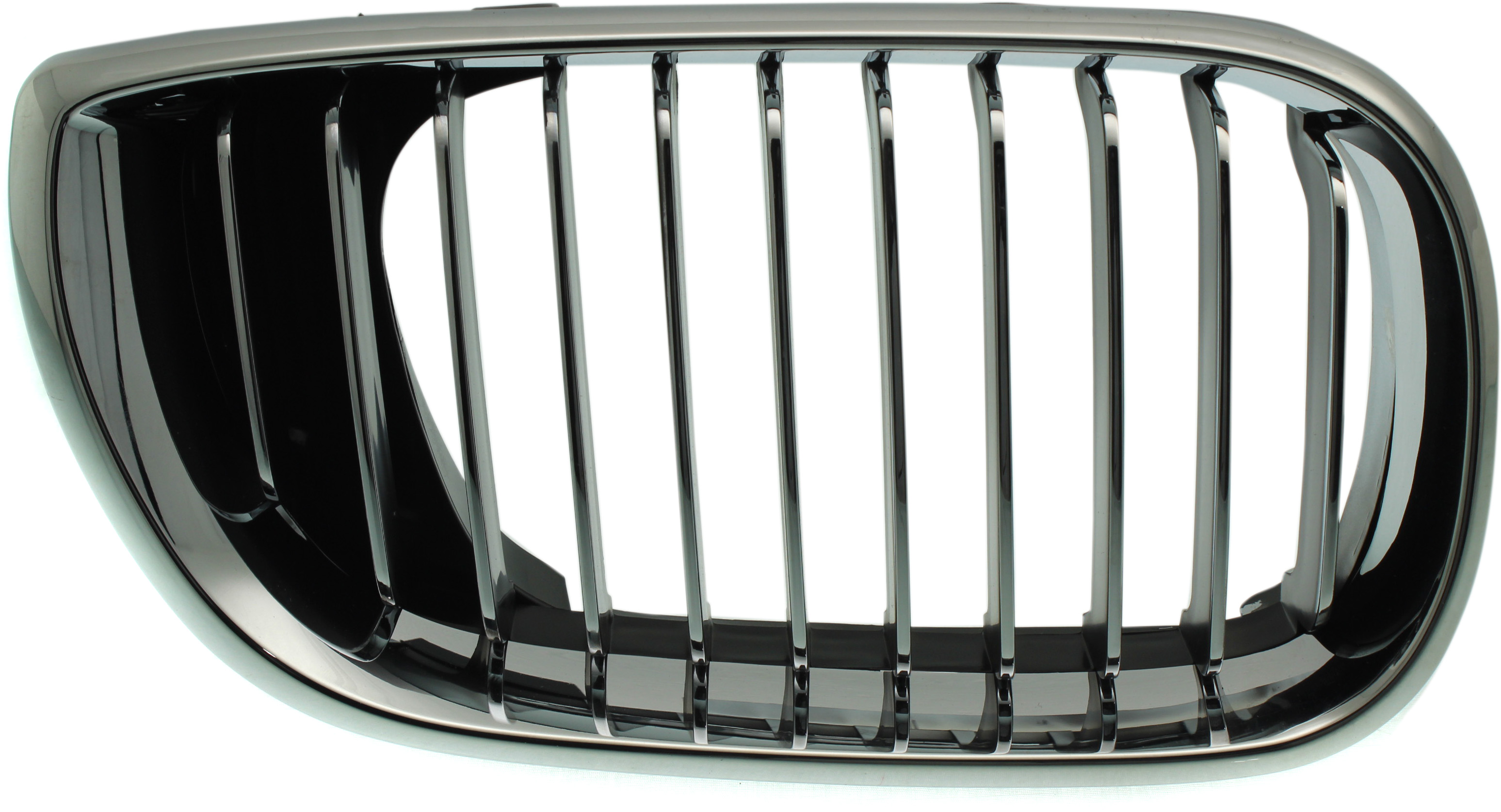 AM 3 SERIES 02-05 GRILLE RH Chrome Plastic Sedan Wagon SKU B070305 Partslink BM1200129 OEM 51137042962
