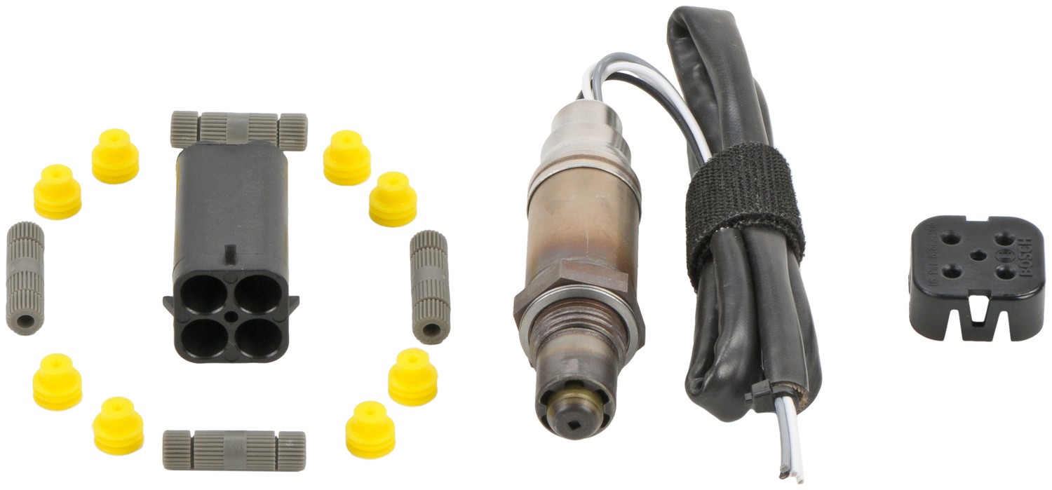 AM BOSCH UNIVERSAL REGULAR CLASS OXYGEN SENSOR 4 WIRE 25.6 in. wire length heated Manufactured wi SKU BS15727