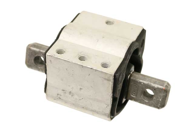 AM Transmission Mount SKU CFW80004492 OEM 2122400618-2202402118 A2122400