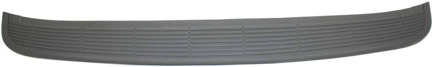 AM ASTRO 96-05 REAR BUMPER STEP PAD w o Impact Strip Holes SKU CV9231 Partslink GM1151103 OEM 15704943