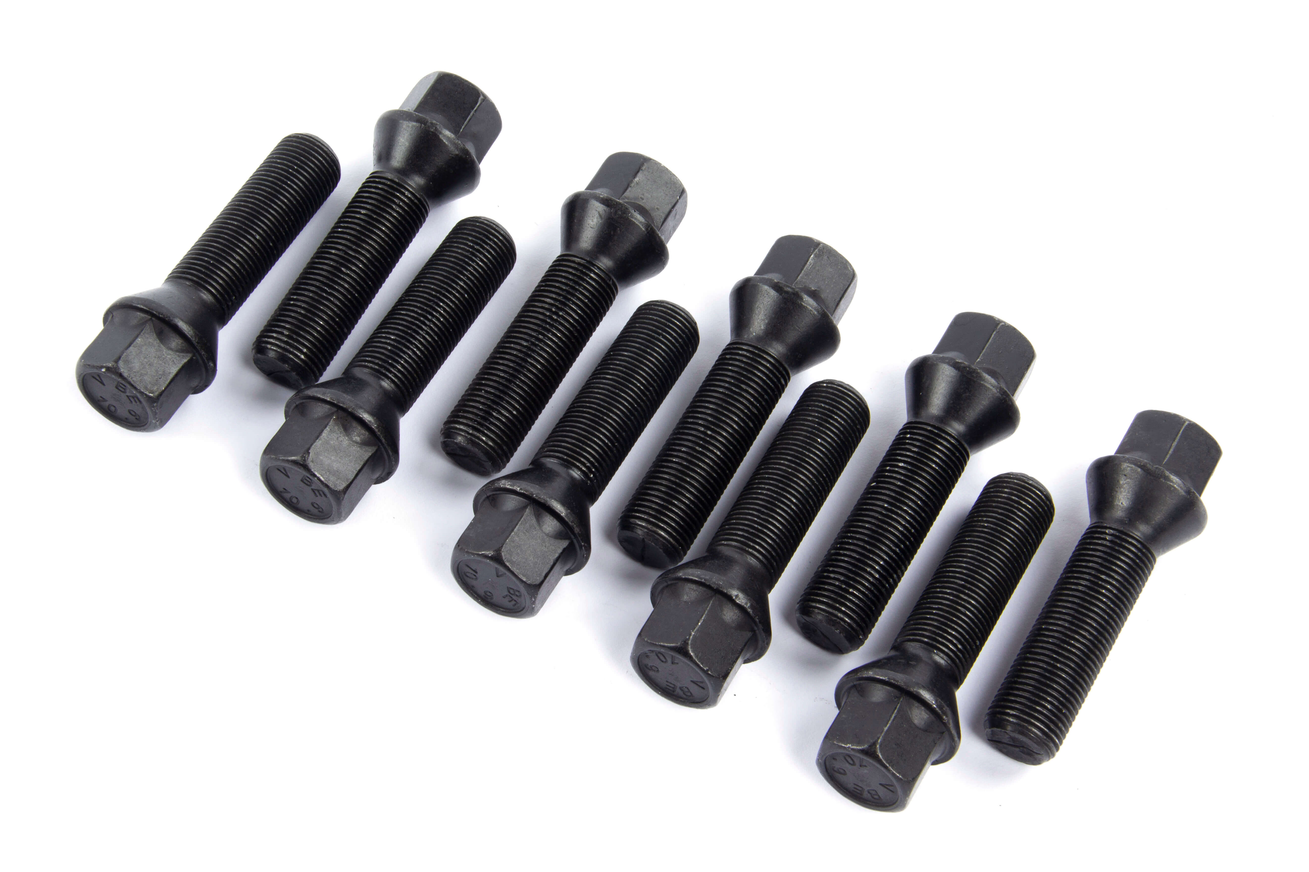 AM Lug Bolt SKU DIND2200006