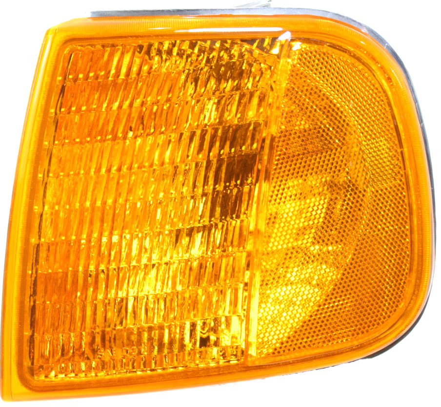 AM F 150-04-04 CORNER LAMP LH Lens and Housing SKU F104110 Partslink FO2520178 OEM 4L3Z13201AA