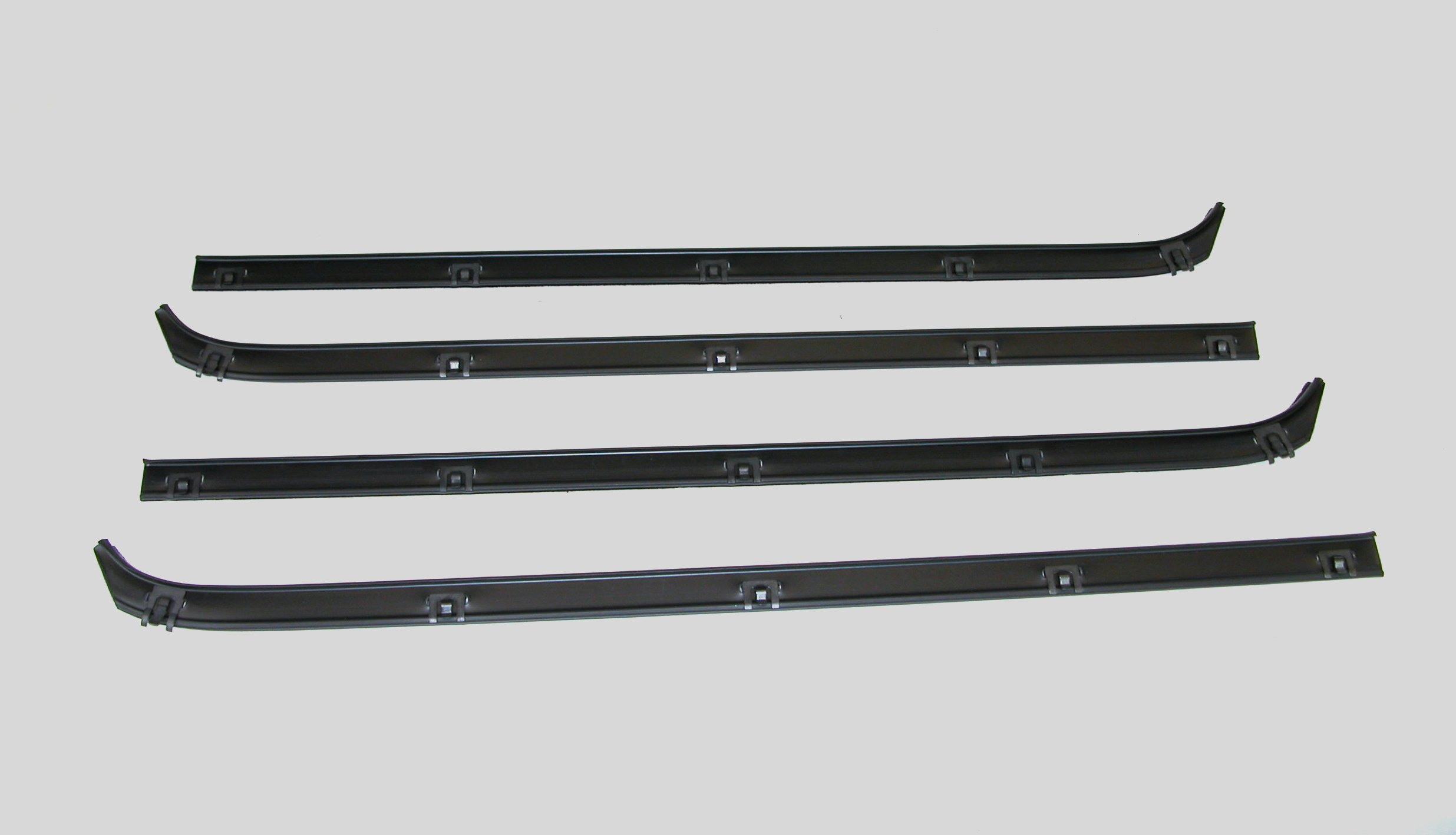 AM Door Glass Weatherstrip SKU FAIKD2003 OEM 4161679-4161678